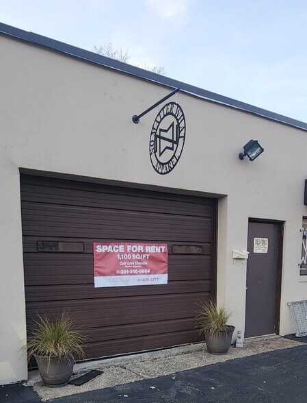 More Photos Of 176 Kinderkamack Rd, Park Ridge Warehouse For Lease