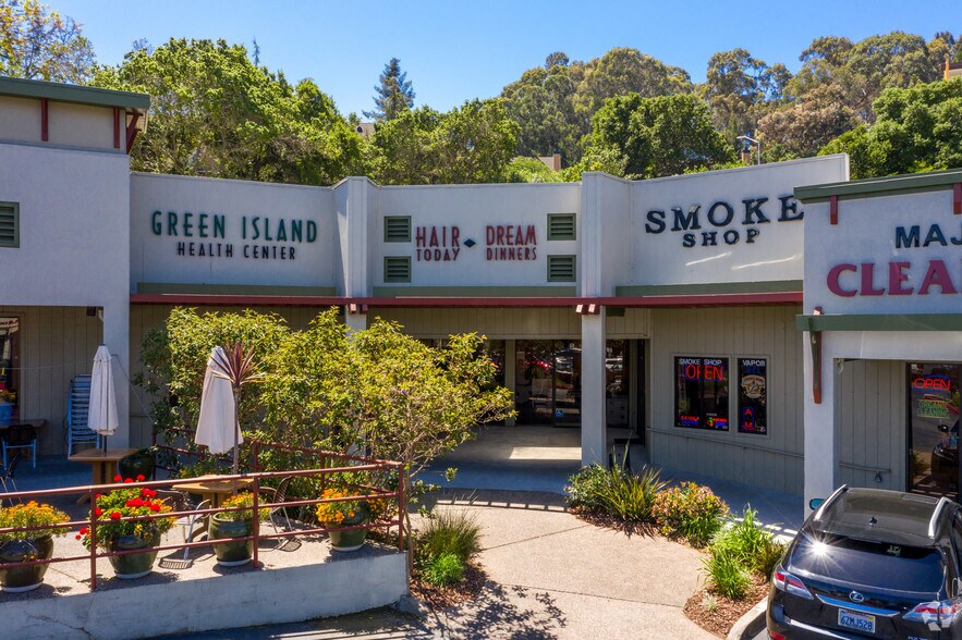 More Photos Of 390 S El Camino Real, Belmont General Retail For Lease