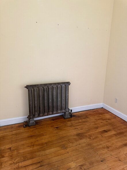 More Photos Of 419 Lincoln St, Marlborough Light Manufacturing For Lease