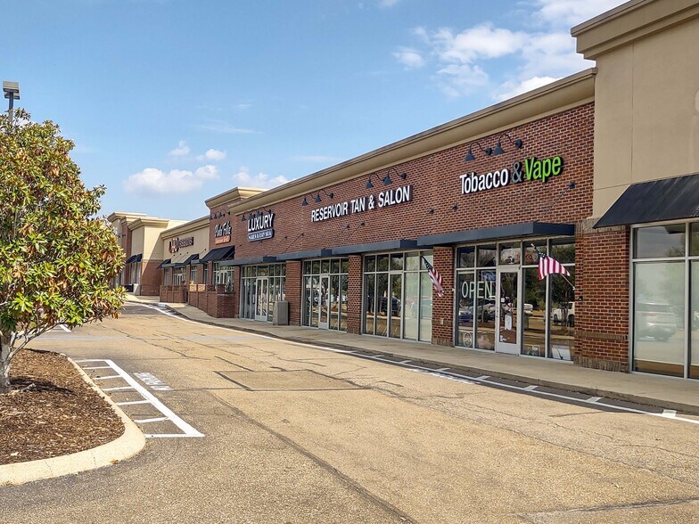 More Photos Of 132 Ms-25, Brandon Unknown For Lease