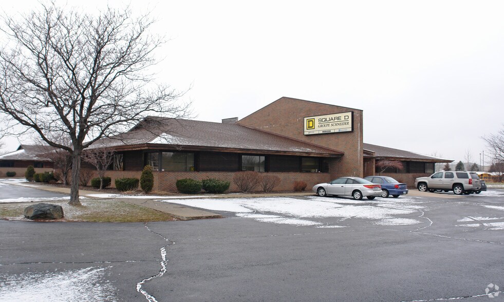 Primary Photo Of 4110 Pier North Blvd, Flint Office For Lease