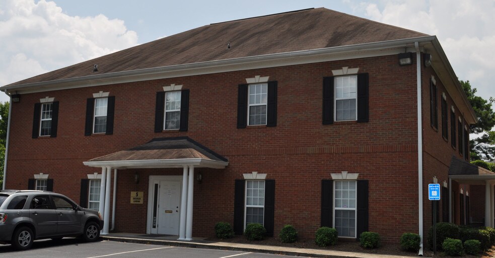 More Photos Of 5 Gresham Lndg, Stockbridge Office For Lease