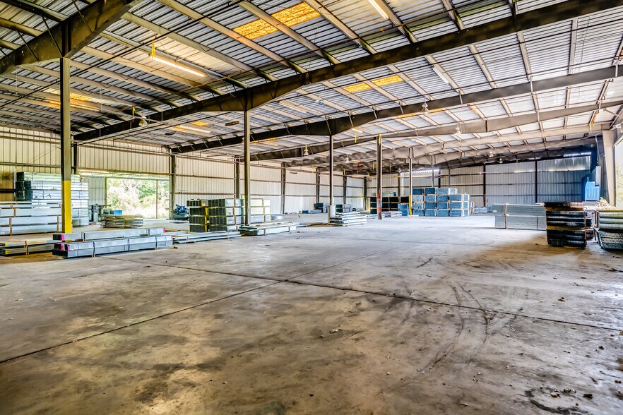 More Photos Of 4542 Baldwin Ave, Montgomery Warehouse For Sale