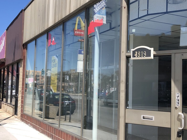 More Photos Of 4815-4819 N Western Ave, Chicago Storefront For Lease