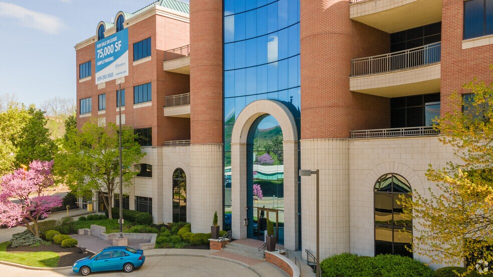 More Photos Of 2090 Florence Ave, Cincinnati Office For Lease