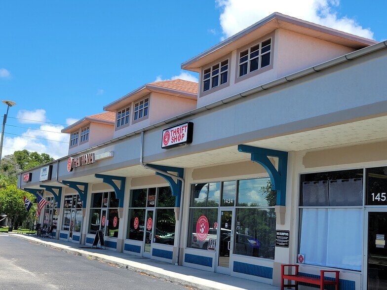 Primary Photo Of 1450-1470 Palm Harbor Blvd, Palm Harbor General Retail For Lease