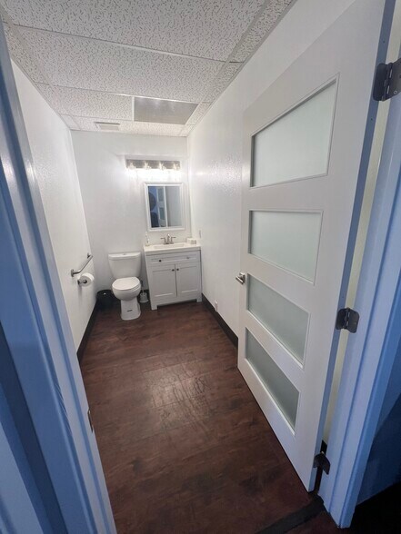 More Photos Of 1625 W Ina Rd, Tucson Medical For Lease