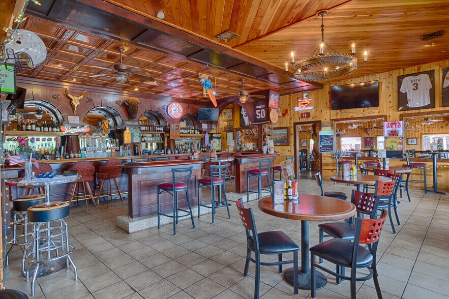 More Photos Of 4048 Porter Mountain Rd, Lakeside Restaurant For Sale