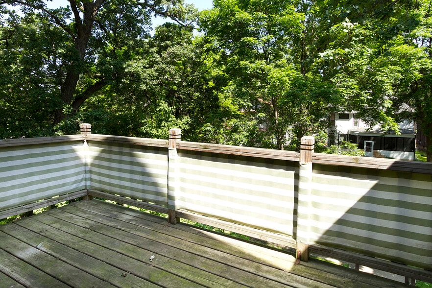 More Photos Of 1910 Feronia Ave, Saint Paul Apartments For Sale