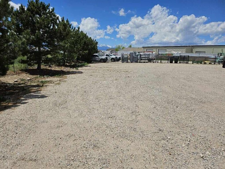 More Photos Of 7927-7939 Red Granite Loop, Colorado Springs Warehouse For Lease