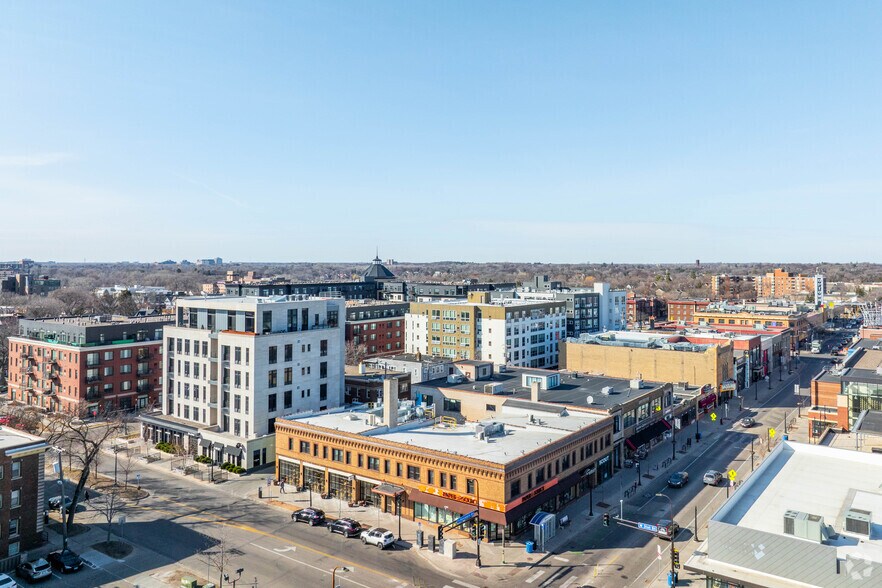 More Photos Of 1432 W 31st St, Minneapolis Storefront Retail Residential For Lease