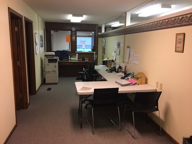 More Photos Of 1131 E Broad St, Elyria Medical For Lease