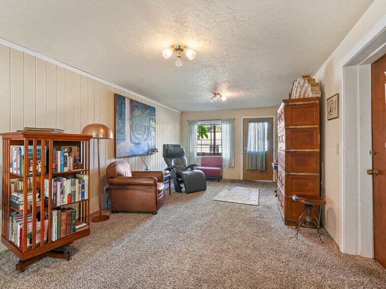 More Photos Of 580 Marine Dr, Wheeler Hotel For Sale