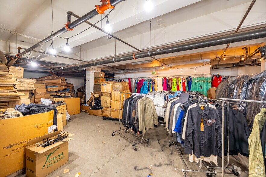 More Photos Of 746 S Los Angeles St, Los Angeles General Retail For Sale