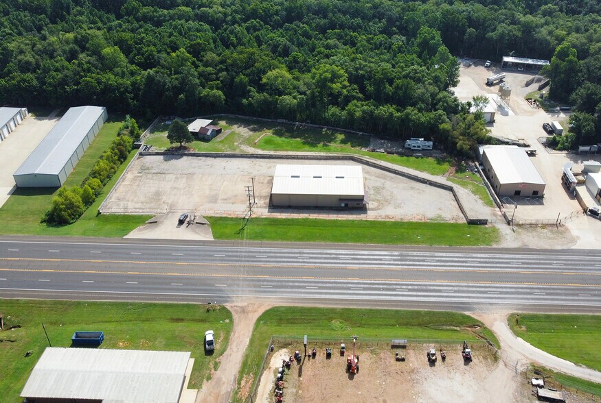More Photos Of 15503 TX-110, Whitehouse Warehouse For Lease