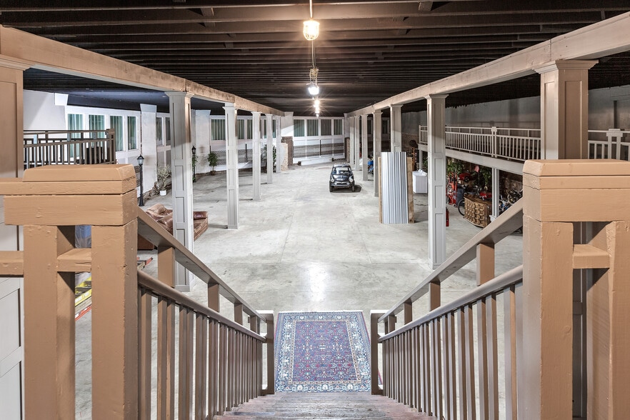 More Photos Of 2200 Glass St, Chattanooga Storefront Retail Residential For Sale