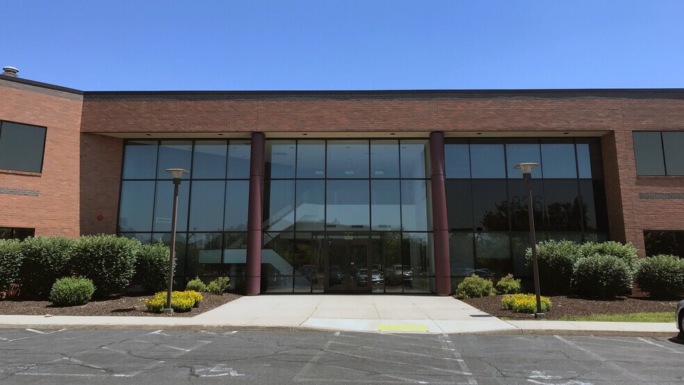 More Photos Of 236 Brodhead Rd, Bethlehem Medical For Lease