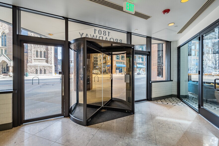 More Photos Of 1801 Broadway, Denver Office For Lease