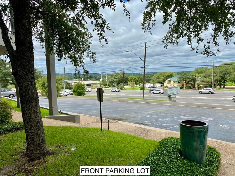 More Photos Of 907 Ranch Road 620 S, Austin Office Residential For Lease