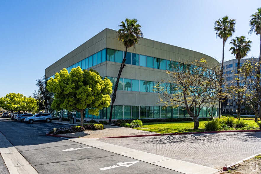 More Photos Of 3237 E Guasti Rd, Ontario Office For Lease