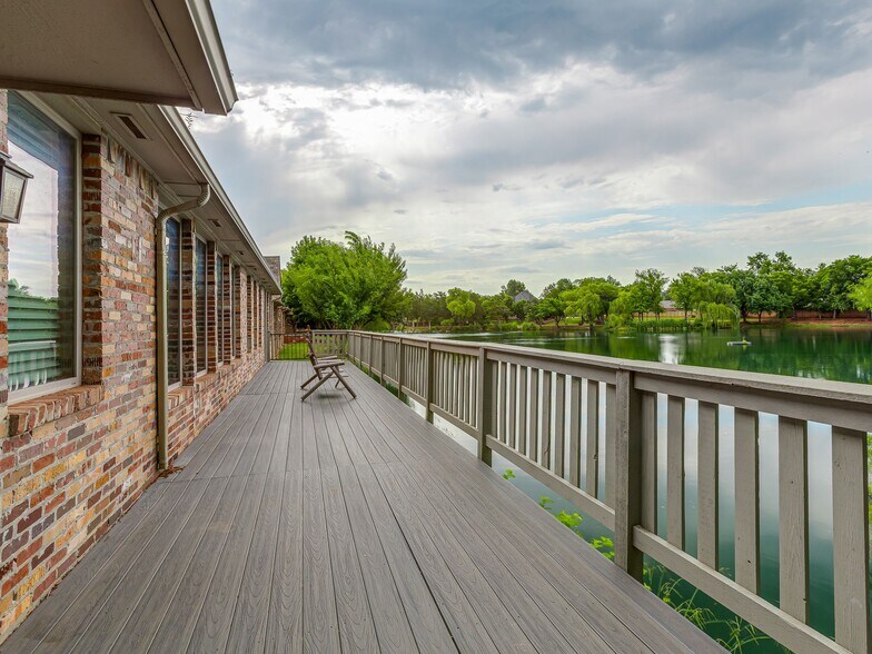More Photos Of 2232 Bridgeview Blvd, Edmond Office Residential For Lease