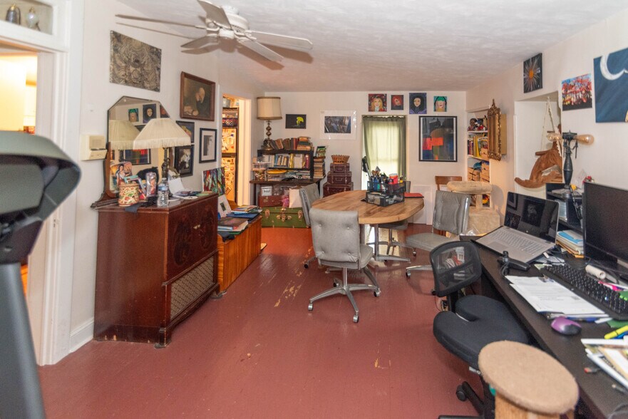 More Photos Of 6408 Brook Ave, Baltimore Apartments For Sale