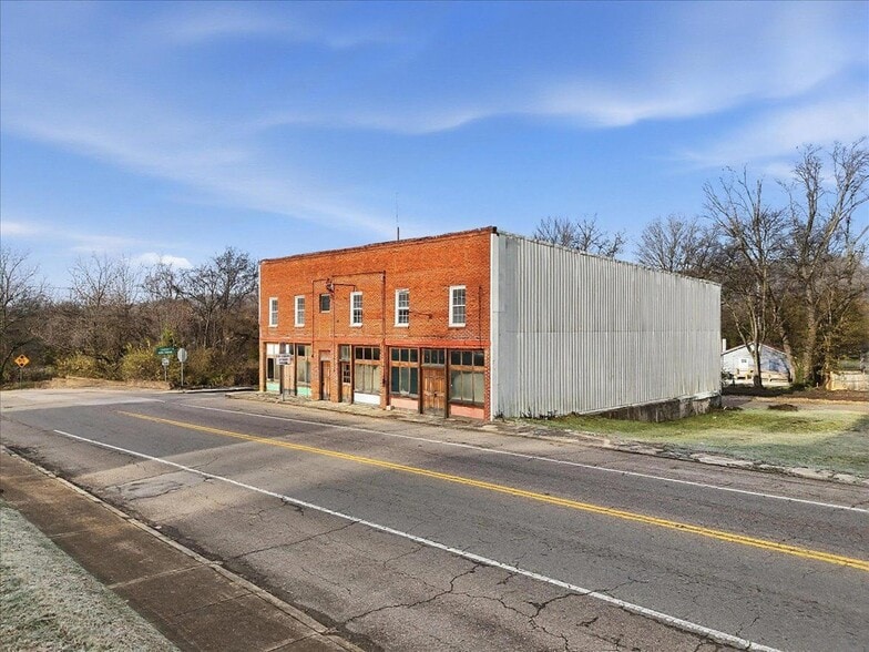 More Photos Of 315 Ogle Ave, Knoxville General Retail For Sale