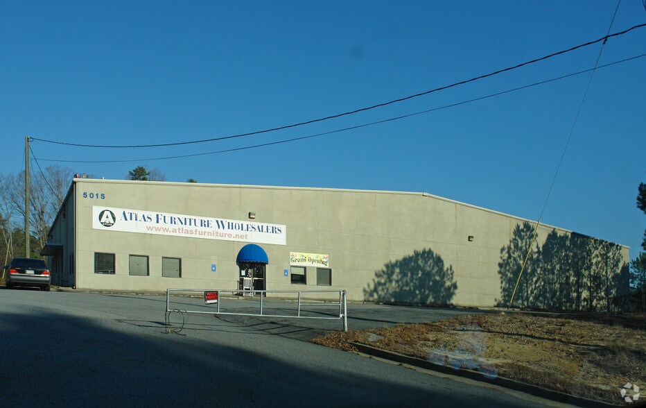 More Photos Of 5015 Buford Hwy, Peachtree Corners Warehouse For Sale