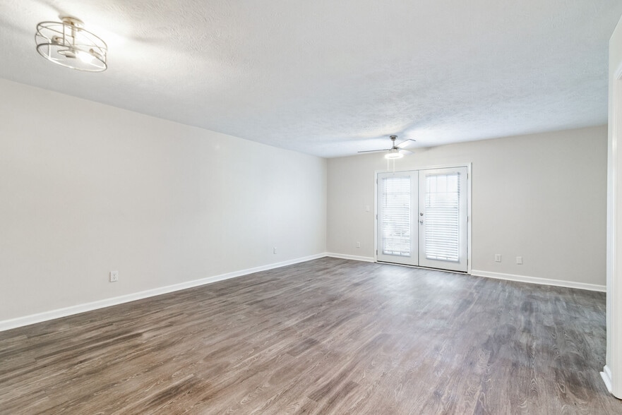 More Photos Of 117 Cedarwood Dr, Lebanon Apartments For Sale