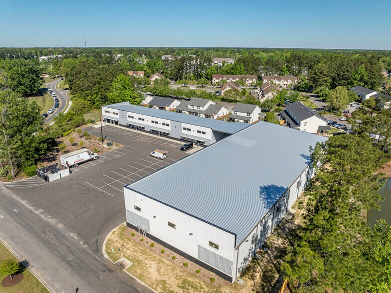 More Photos Of 8120 Windsor Hill Blvd, North Charleston Light Distribution For Sale