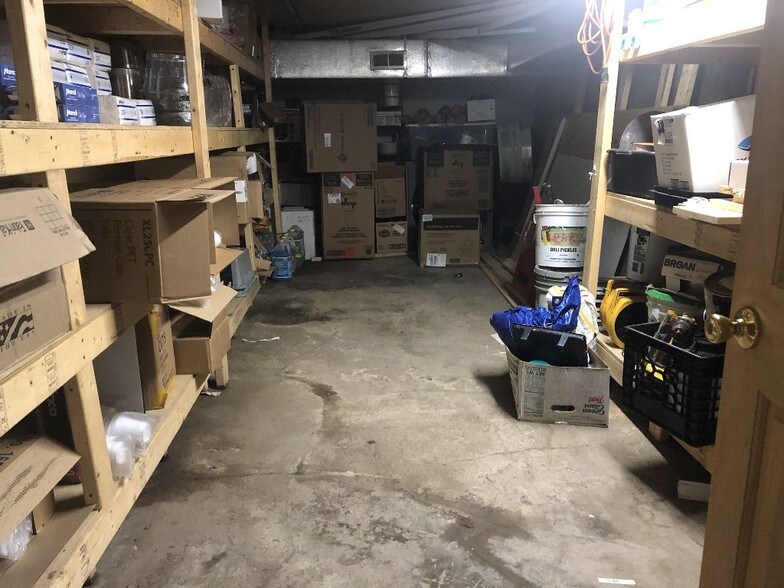 More Photos Of 127 Troy St, Canton Hotel For Sale