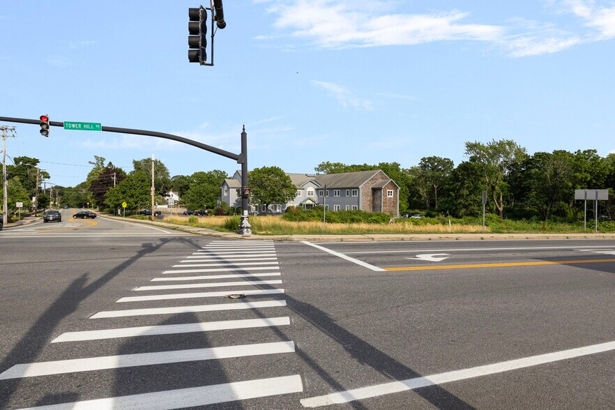 More Photos Of 320 Phillips St, North Kingstown Medical For Sale