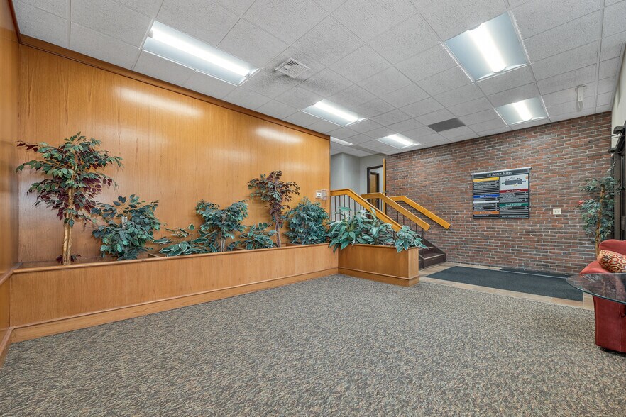 More Photos Of 231 Sutton St, North Andover Medical For Sale