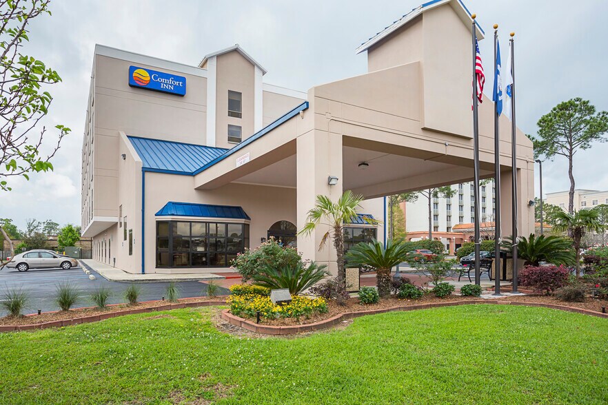 More Photos Of 4924 Constitution Ave, Baton Rouge Hotel For Sale