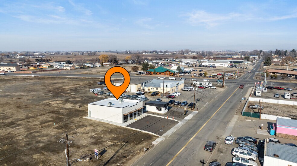 More Photos Of 209 1st, Sunnyside Freestanding For Lease