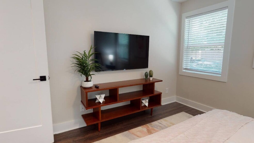 More Photos Of , Charlotte Multifamily For Sale