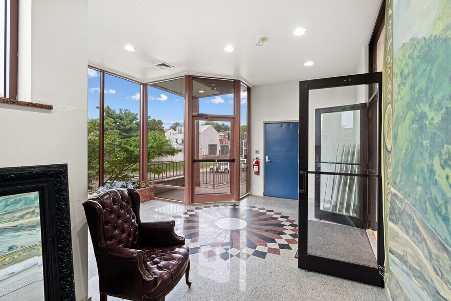More Photos Of 600 W Main St, Norristown Showroom For Sale