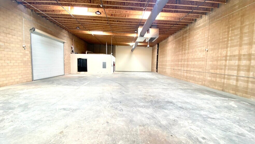 More Photos Of 4423-4439 Rowland Ave, El Monte Warehouse For Lease