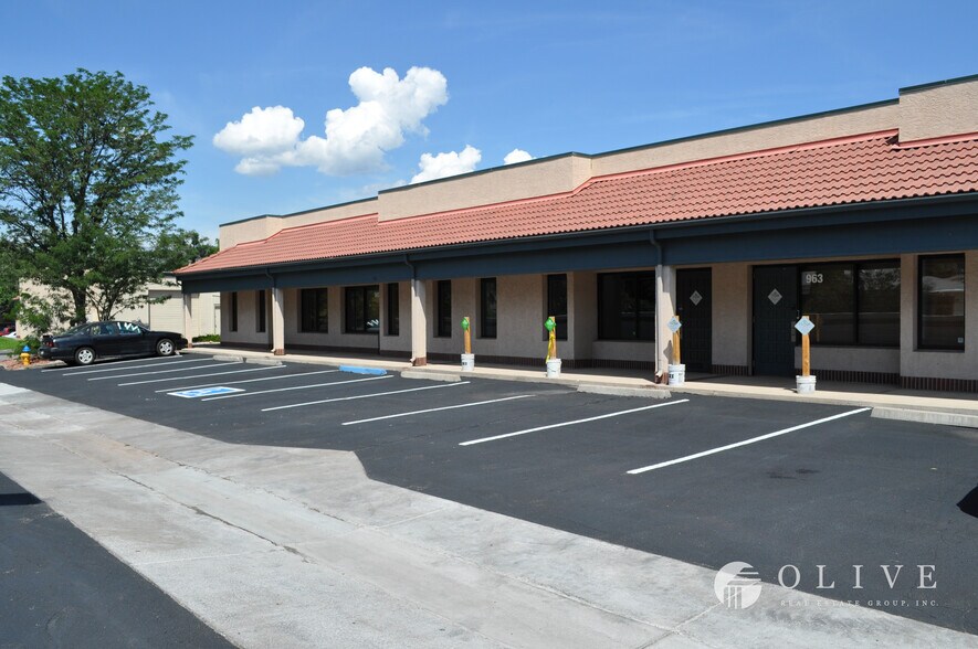 More Photos Of 901-927 E Fillmore St, Colorado Springs Unknown For Lease