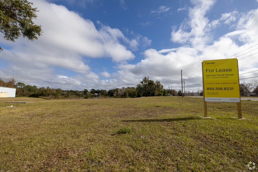 Primary Photo Of 211-215 Old Daytona Rd, Deland Land For Lease