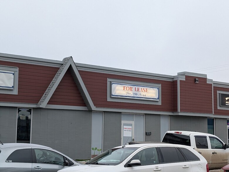 More Photos Of 8312-8314 Fraser Av, Fort McMurray Showroom For Lease