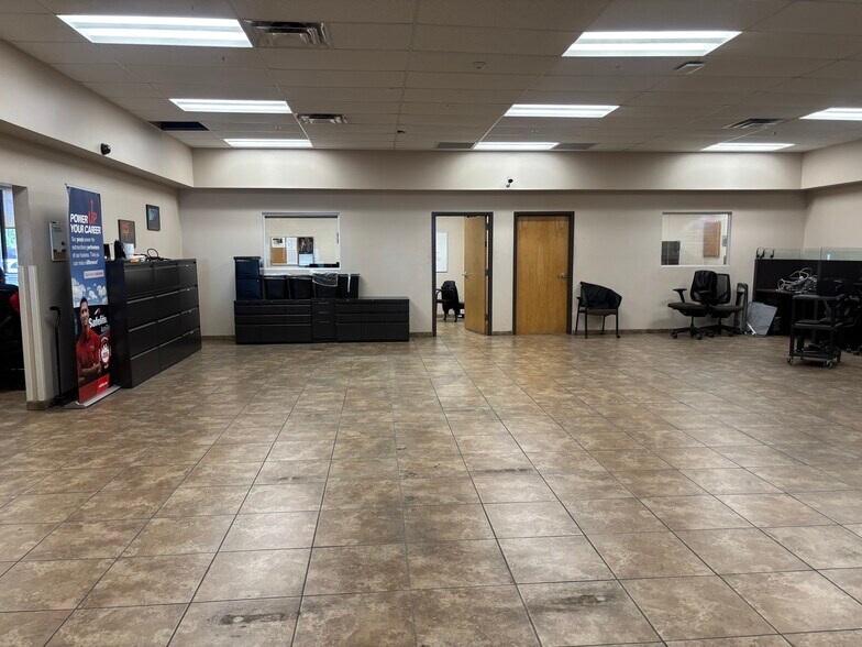 More Photos Of 11105-11119 Landmark 35 Dr, San Antonio Warehouse For Lease