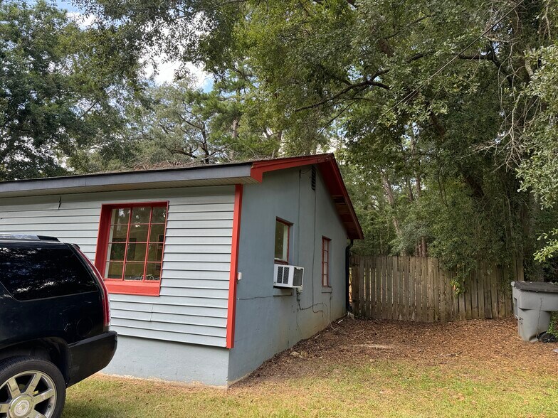 More Photos Of 1212 Stone Rd, Tallahassee Schools For Sale
