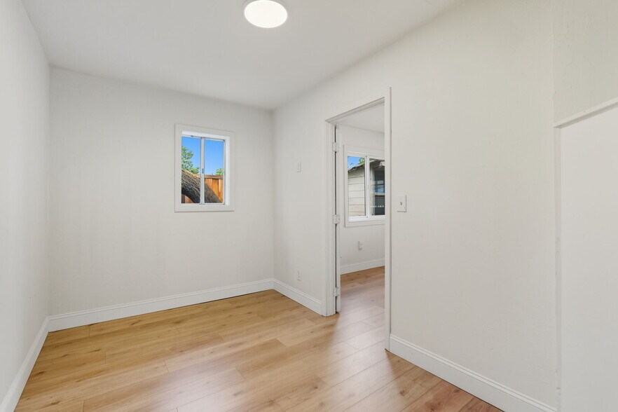 More Photos Of 249 S Sunset Ave, San Jose Apartments For Sale