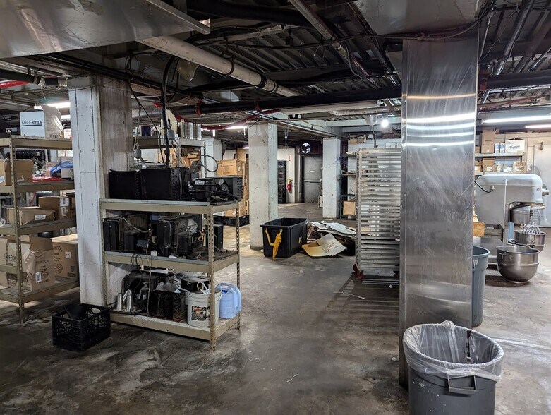 More Photos Of 909 Union Ave, New Windsor Township Restaurant For Sale