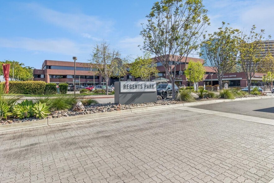 More Photos Of 4150 Regents Park Row, La Jolla Unknown For Lease