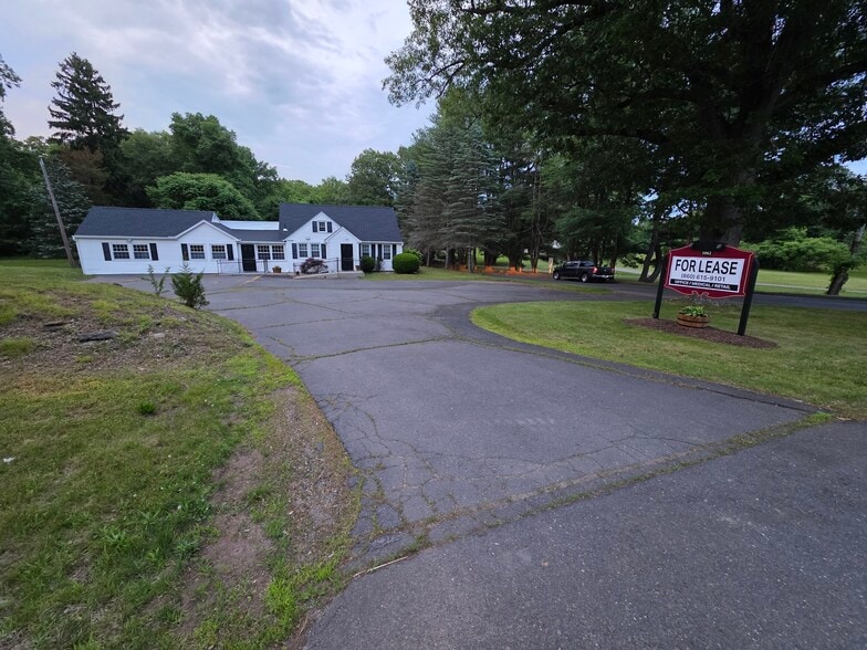 More Photos Of 1062 Portland Cobalt Rd, Portland Office For Lease
