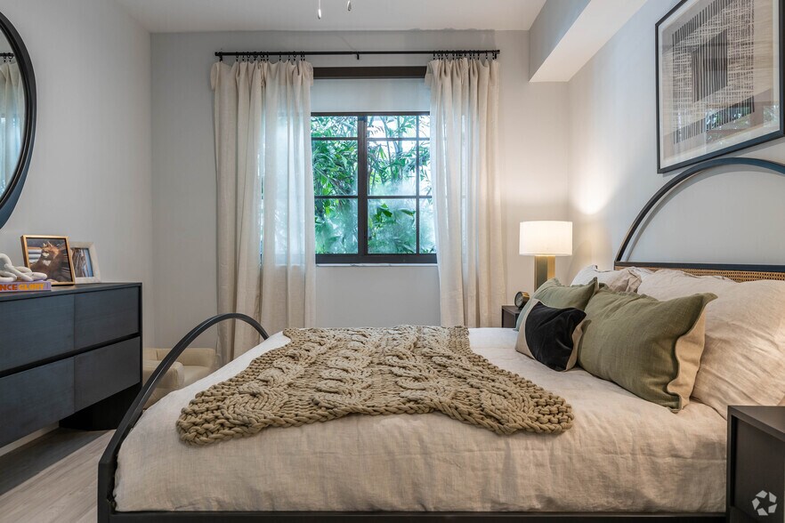 More Photos Of 1711 N University Dr, Plantation Coworking Space