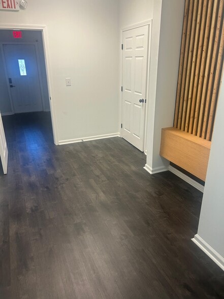 More Photos Of 530 Highland Station Dr, Suwanee Medical For Lease