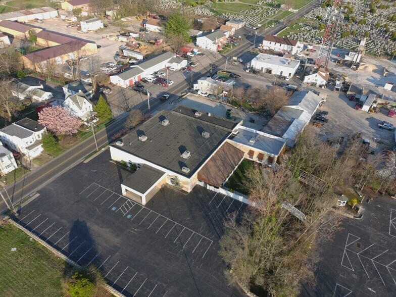 More Photos Of 511 W Oak Ln, Glenolden Restaurant For Sale